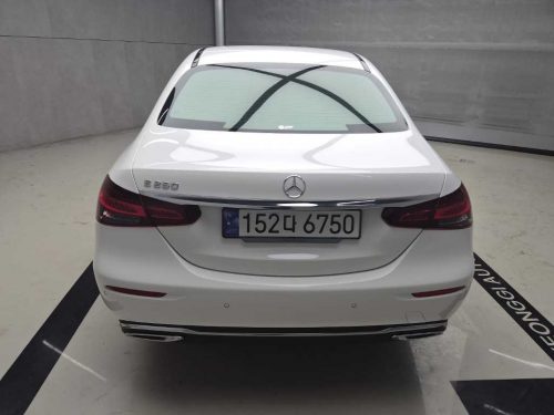 벤츠 E-클래스 W213 E250 아방가르드 사진 3