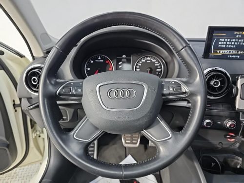 아우디 뉴 A3 25 TDI 다이나믹 사진 9
