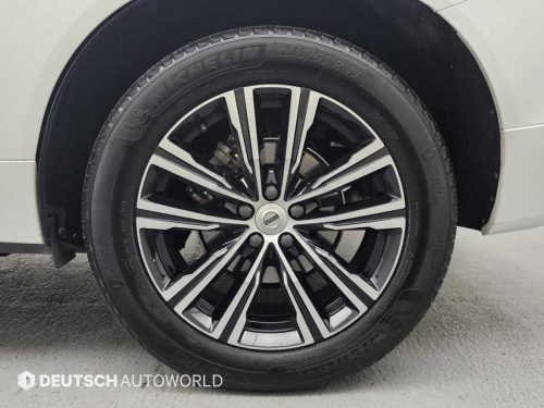 볼보 XC60(2세대) B5 AWD 인스크립션 사진 5