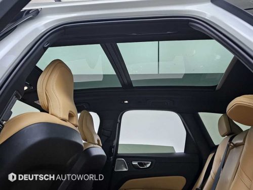 볼보 XC60(2세대) B5 AWD 인스크립션 사진 18