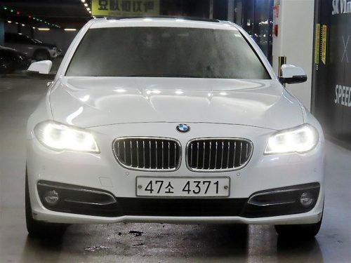 BMW 5시리즈 (F10) 520d 럭셔리 사진 2