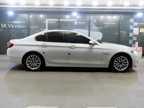 BMW 5시리즈 (F10) 520d 럭셔리 사진 3