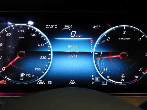 벤츠 E-클래스 W213 E220d 4MATIC AMG라인 사진 9