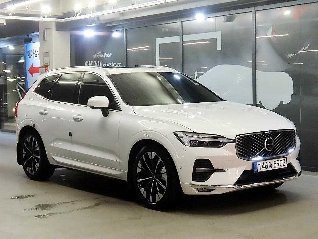볼보 XC60(2세대) B5 AWD 울트라 브라이트