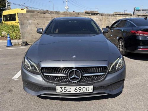 벤츠 E-클래스 W213 E200 아방가르드