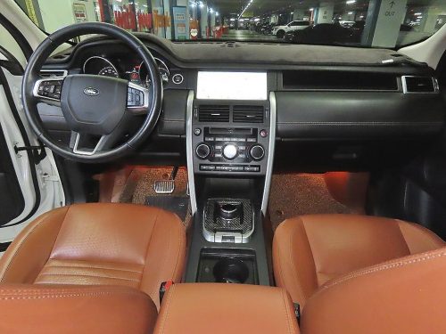 랜드로버 디스커버리 스포츠 2.0 TD4 HSE 럭셔리 사진 10