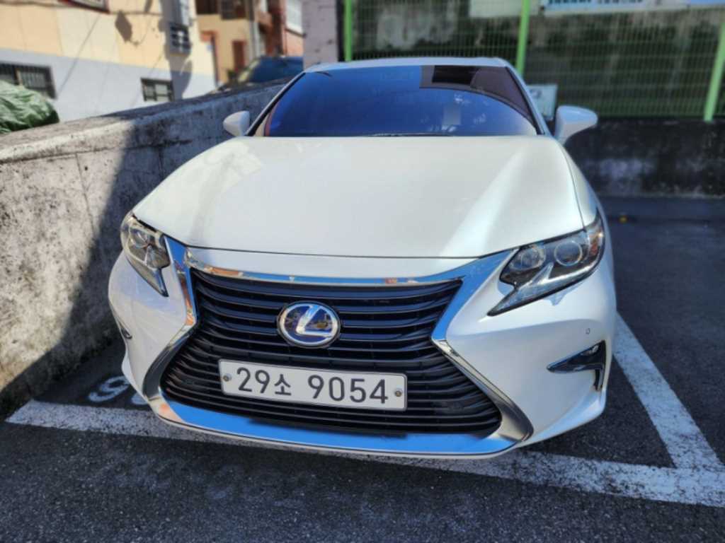 렉서스 뉴ES300h 슈프림