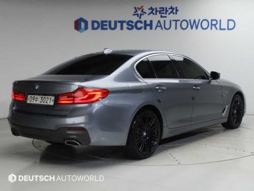BMW 5시리즈 (G30) 540i xDrive 럭셔리 플러스 사진 2