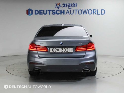BMW 5시리즈 (G30) 540i xDrive 럭셔리 플러스 사진 모두보기