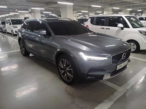 볼보 V90 크로스컨트리 T5 프로 AWD 사진 3