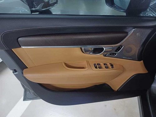 볼보 V90 크로스컨트리 T5 프로 AWD 사진 11