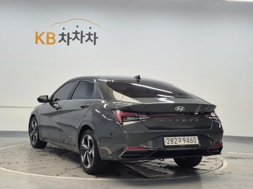 현대 아반떼 (CN7) 1.6 인스퍼레이션 사진 2