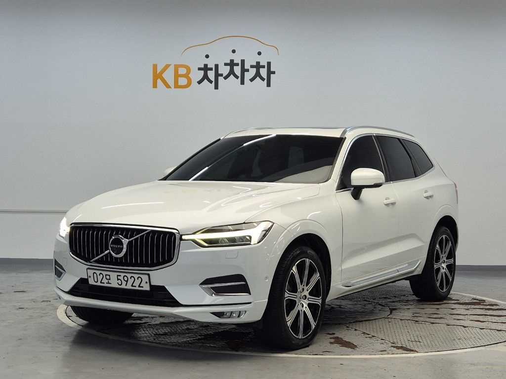 볼보 XC60(2세대) B5 AWD 인스크립션