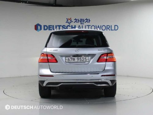 벤츠 뉴 M클래스 W166 ML350 블루텍 4매틱 사진 4