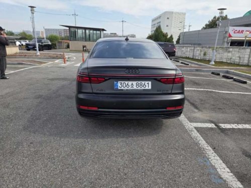 아우디 A8 (D5) 55 TFSI 콰트로 LWB 사진 3