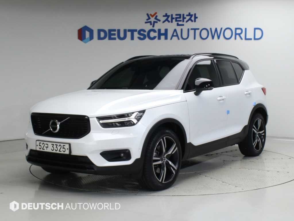 볼보 XC40 T4 4WD R-디자인