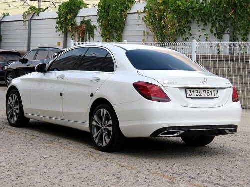 벤츠 C클래스 W205 C220 d 4MATIC 아방가르드 사진 3