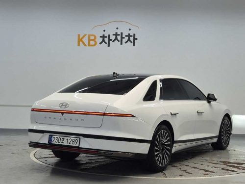 현대 그랜저 (GN7) 가솔린 3.5 2WD 사진 3