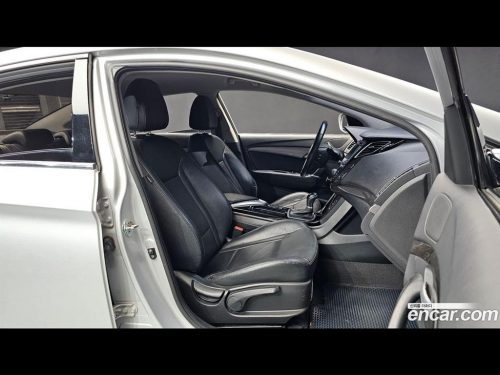 현대 i40Saloon 1.7 VGT SMART 사진 12