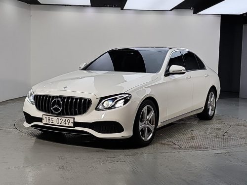 벤츠 E-클래스 W213 E220d 아방가르드