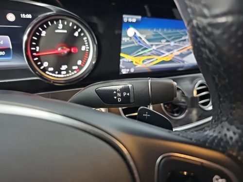 벤츠 E-클래스 W213 E220d 아방가르드 사진 8