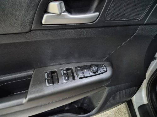 기아 스포티지 더 볼드 2.0 디젤 2WD 사진 16