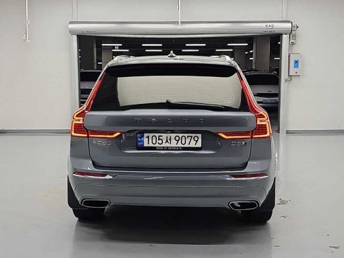 볼보 XC60(2세대) D5 AWD 인스크립션 사진 3