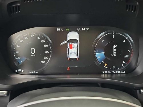 볼보 XC60(2세대) D5 AWD 인스크립션 사진 6