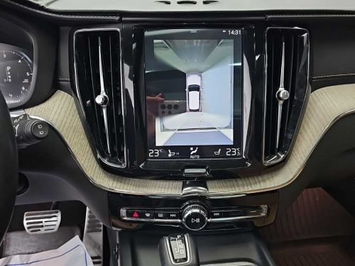 볼보 XC60(2세대) D5 AWD 인스크립션 사진 10