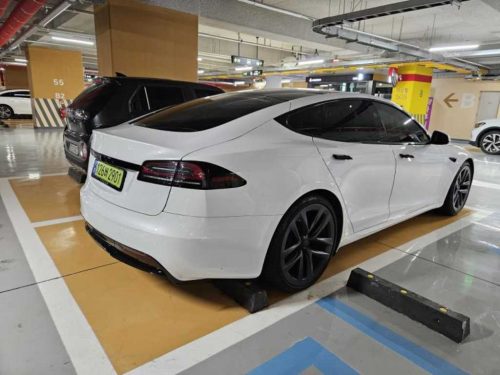 테슬라 모델 S AWD 사진 2