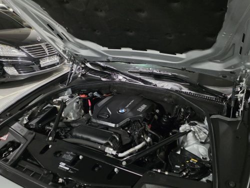 BMW 5시리즈 (F10) 520d xDrive M 에어로다이나믹 사진 6
