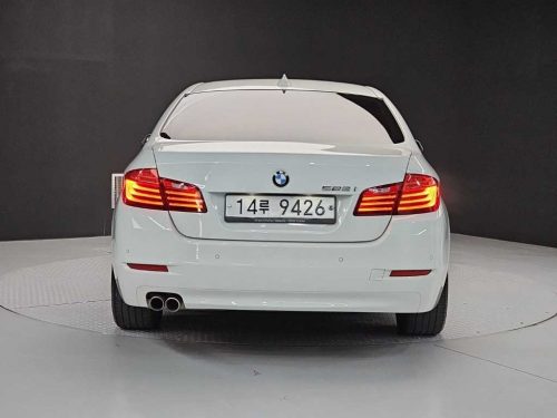 BMW 5시리즈 (F10) 528i 사진 3