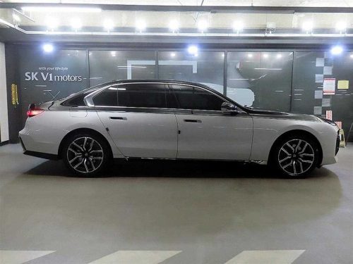 BMW 7시리즈 (G70) 740d xDrive M 스포츠 사진 3