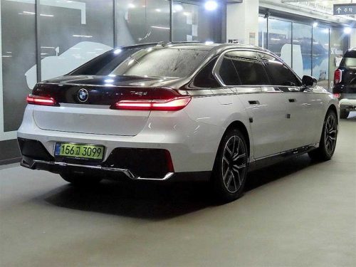 BMW 7시리즈 (G70) 740d xDrive M 스포츠 사진 모두보기