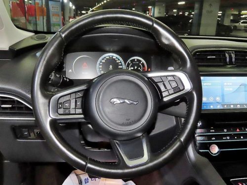 재규어 F-PACE 20d 프레스티지 사진 8