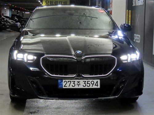 BMW 5시리즈 (G60) 520i 사진 2
