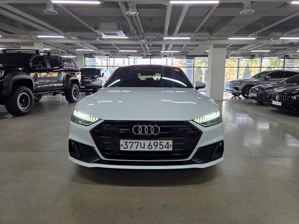 아우디 A7 (4K) 55 TFSI 콰트로 프리미엄
