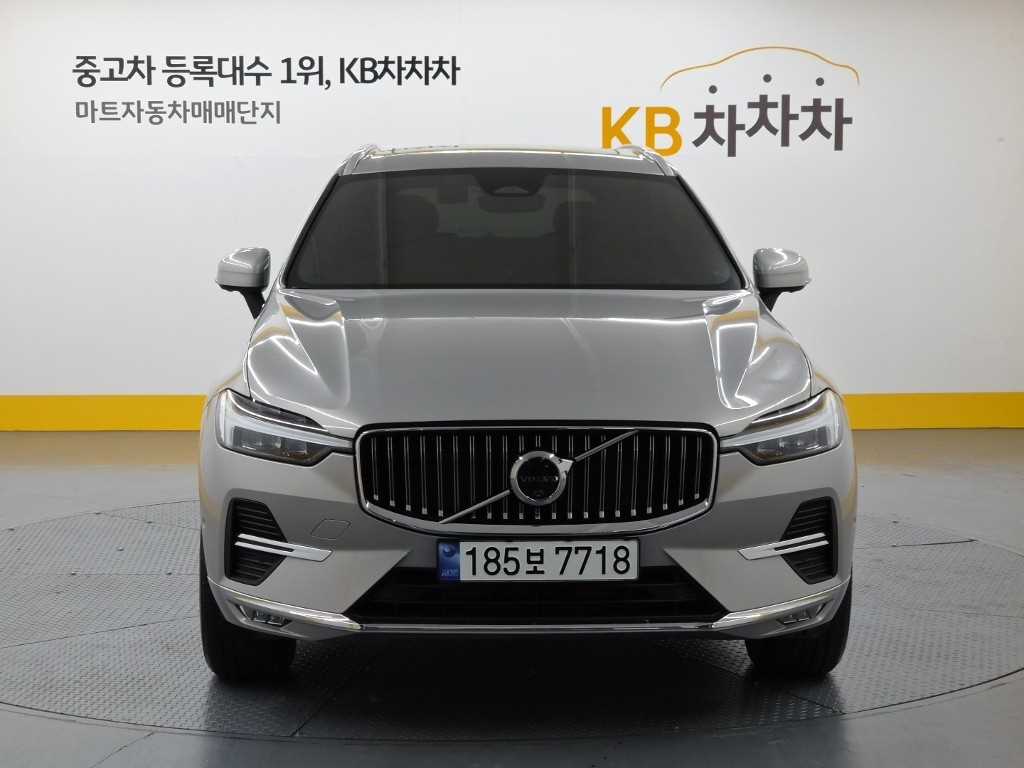 볼보 XC60(2세대) B5 AWD 얼티메이트 브라이트