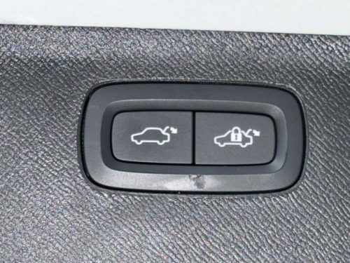 볼보 XC90 2세대 2.0 B6 AWD 사진 17