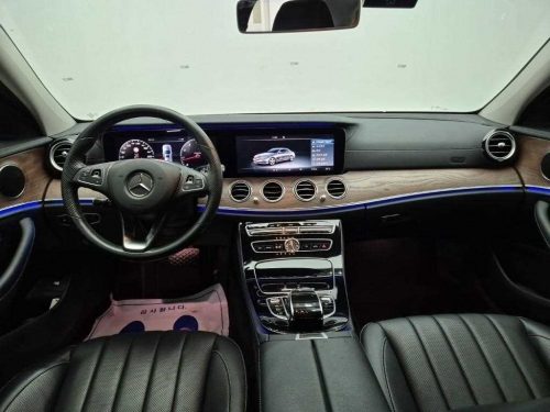 벤츠 E-클래스 W213 E300 4MATIC 익스클루시브 사진 7