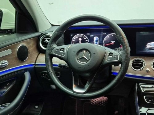 벤츠 E-클래스 W213 E300 4MATIC 익스클루시브 사진 9