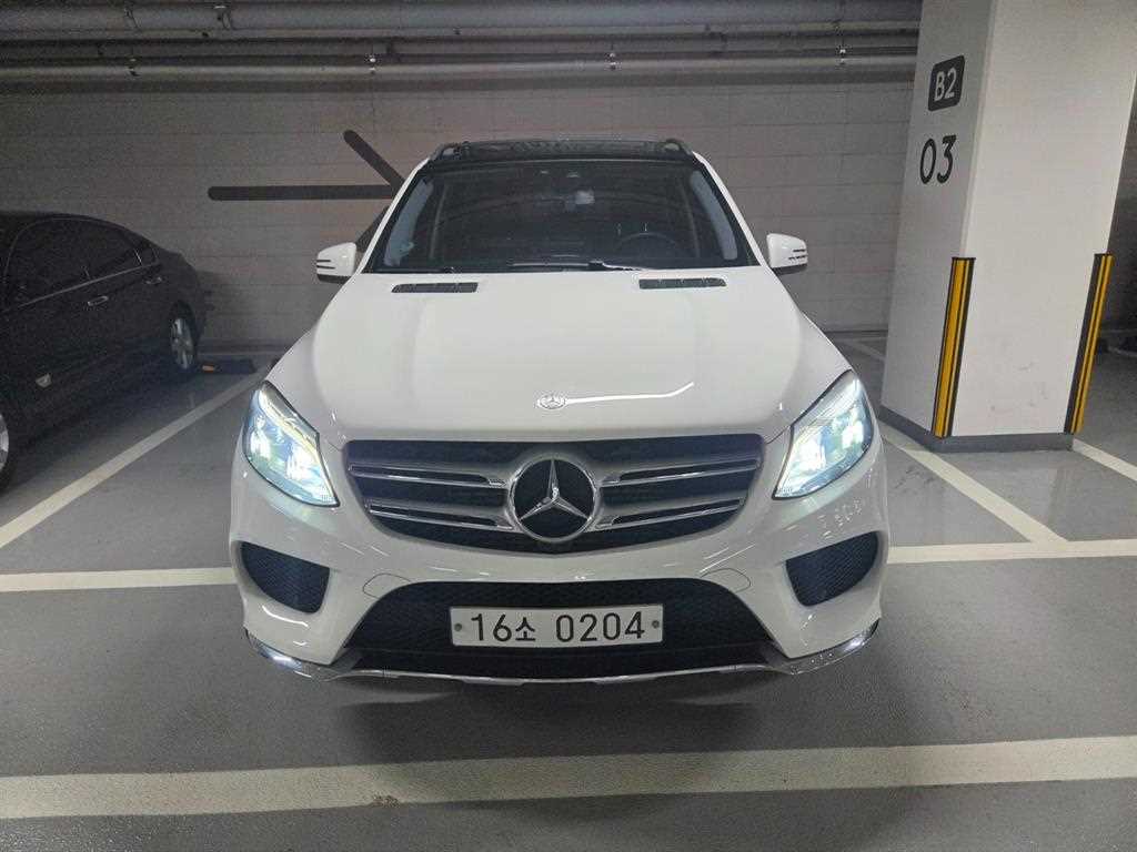 벤츠 GLE 클래스 W166 GLE 350 d 4MATIC