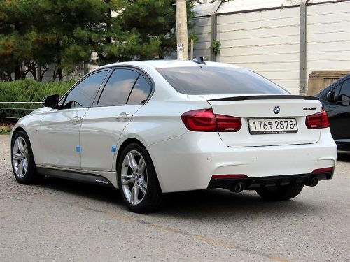 BMW 3시리즈 (F30) 330i M 스포츠 쉐도우 사진 3