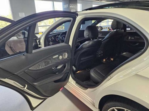 벤츠 E-클래스 W213 E350 4MATIC AMG LINE 사진 11