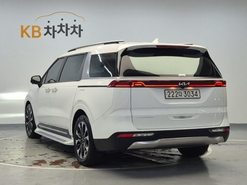 기아 카니발 4세대 디젤 9인승 노블레스 사진 2