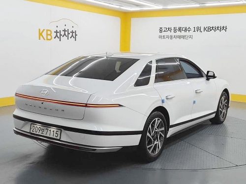 현대 그랜저 (GN7) 가솔린 2.5 2WD 사진 모두보기