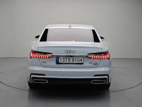 아우디 A6 (C8) 45 TFSI 콰트로 프리미엄 사진 3