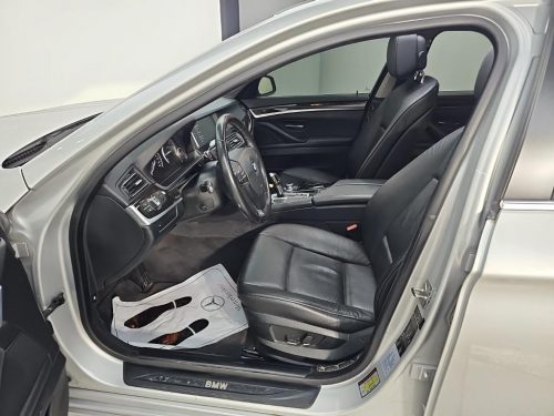 BMW 5시리즈 (F10) 520d 사진 11