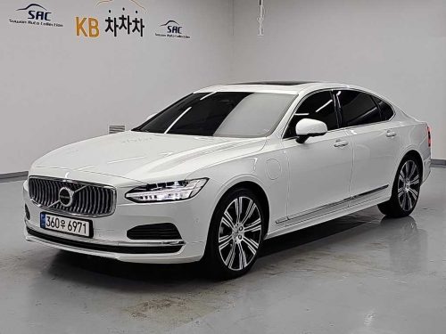 볼보 S90 T8 AWD 얼티메이트 브라이트