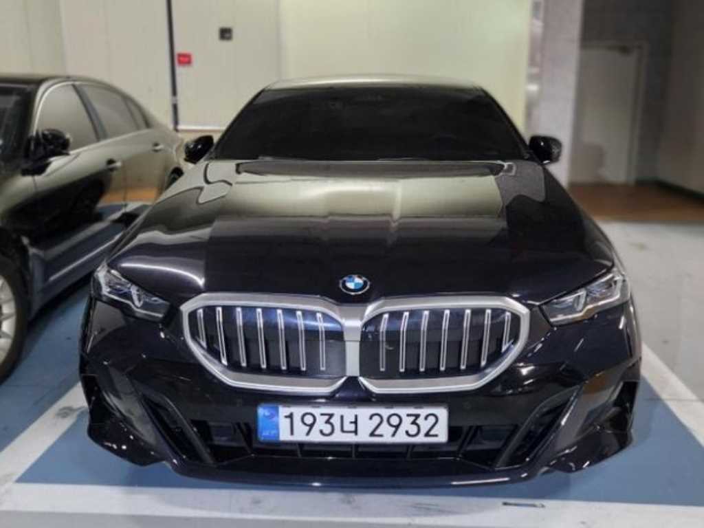 BMW 5시리즈 (G60) 520i